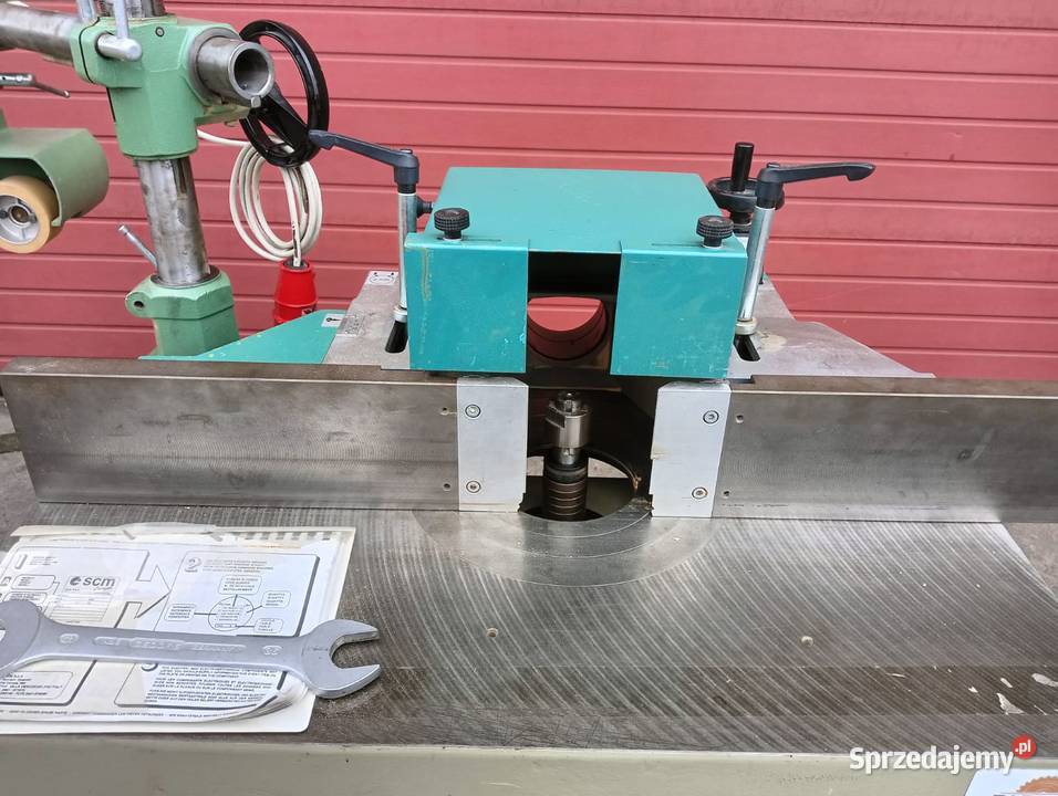 Frezarka dolnowrzecionowa SCM T 110 A