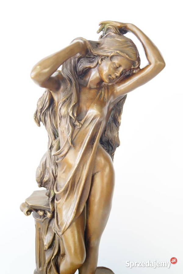 Kobieta filarze figura z brązu rzeźba secesja