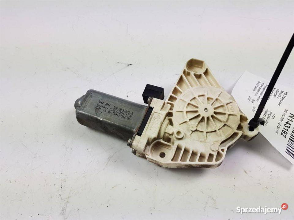 SILNICZEK SZYBY PP PASSAT B8 5Q4959802B Pozostałe Lipno sprzedam