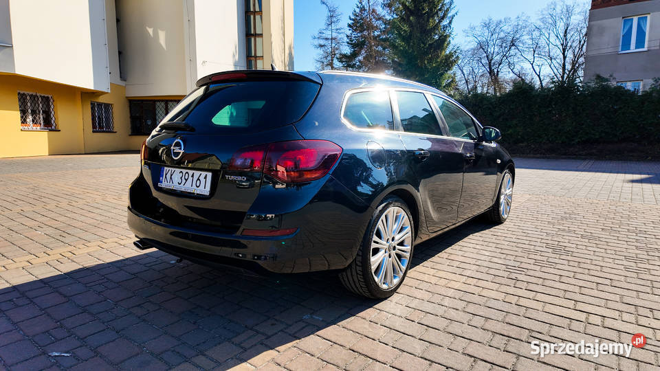 Opel Astra 16 TURBO 180 bixenon skrętny AFL Kraków sprzedam