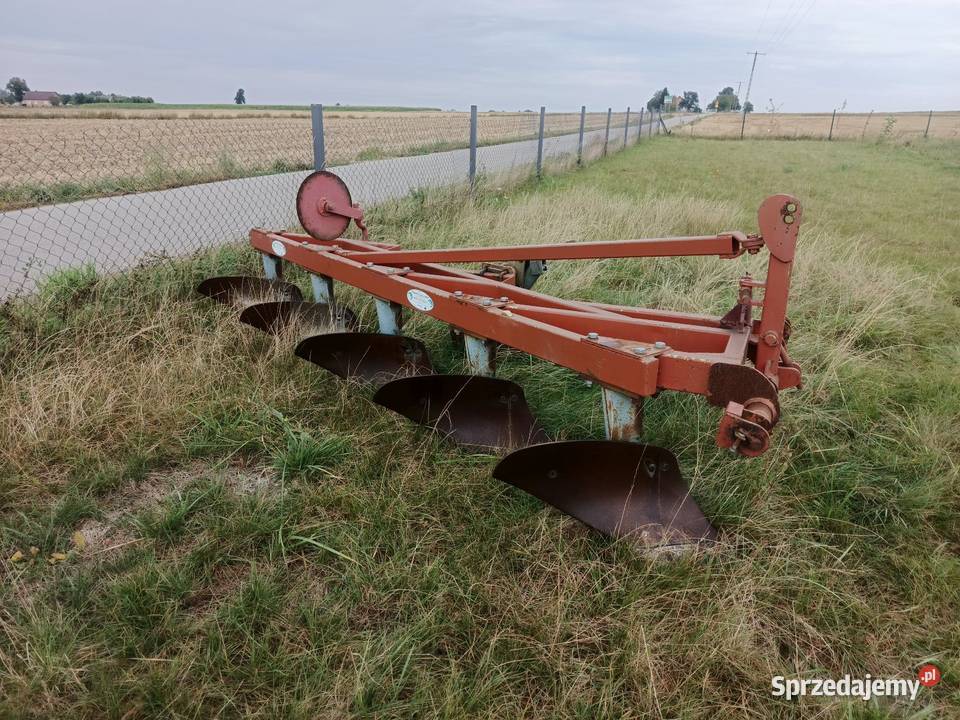 Pług 5 skibowy nieuszkodzony Sędziszów