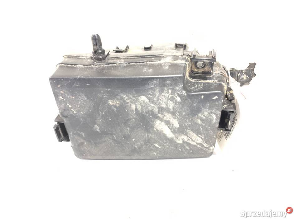 SKRZYNKA BEZPIECZNIKÓW HYUNDAI i30 Hatchback 14