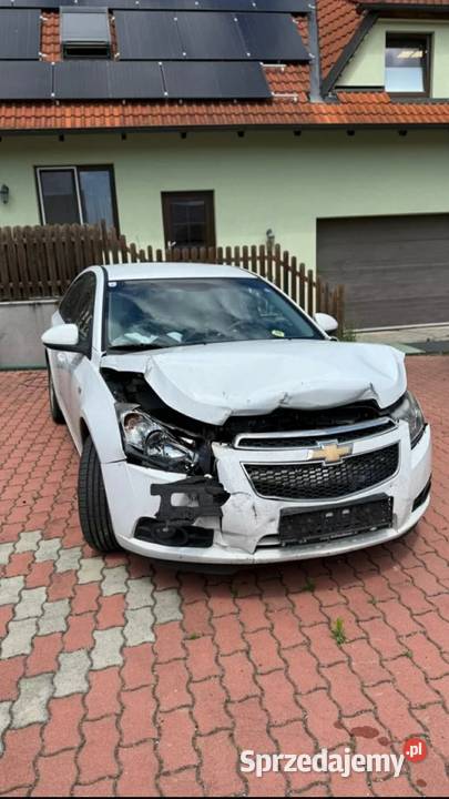 Chevrolet Cruze LS Limousine biały Cruze dolnośląskie Prochowice