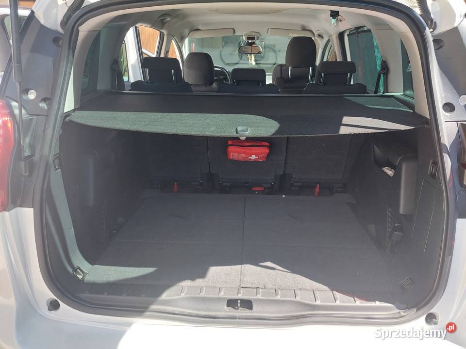 Sprzedam Peugeot 5008 16 BluHdi 140 AUTOMAT 7 sprzedam