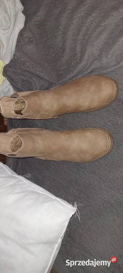 Buty nowe z ccc rozmiar 38 ocieplane damskie go