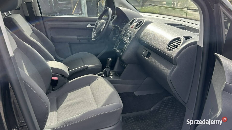 Volkswagen Caddy Super stan TDI Duża Navi Podgrz manualna