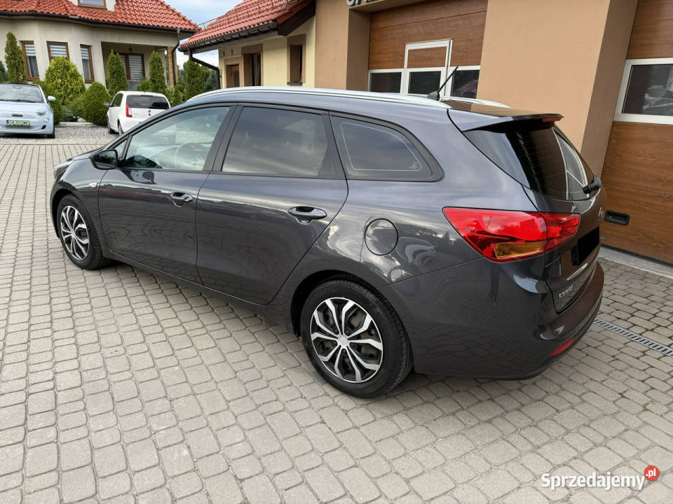 Kia Ceed 14 100 Klimatyzacja Serwis 1Właściciel światła do jazdy dziennej
