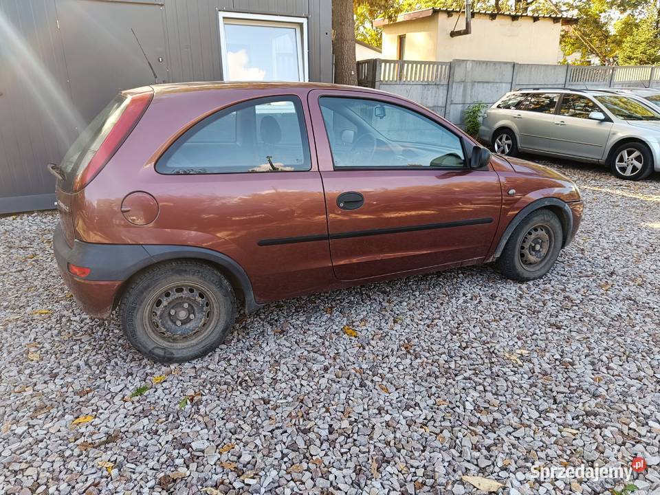 OPEL CORSA 2001 12 B 75 SPRAWNY 222000km Warszawa