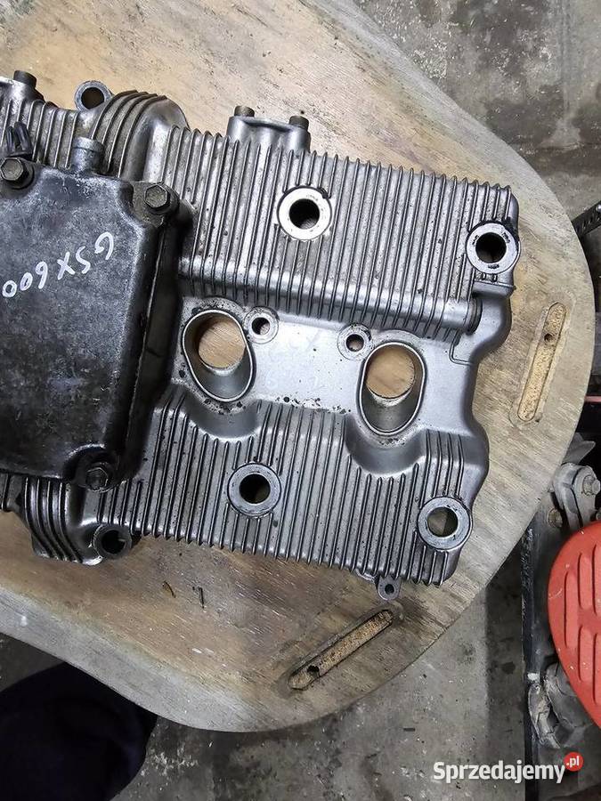 Suzuki GSX 600 f katana pokrywa zaworów zaworowa Jelenia Góra