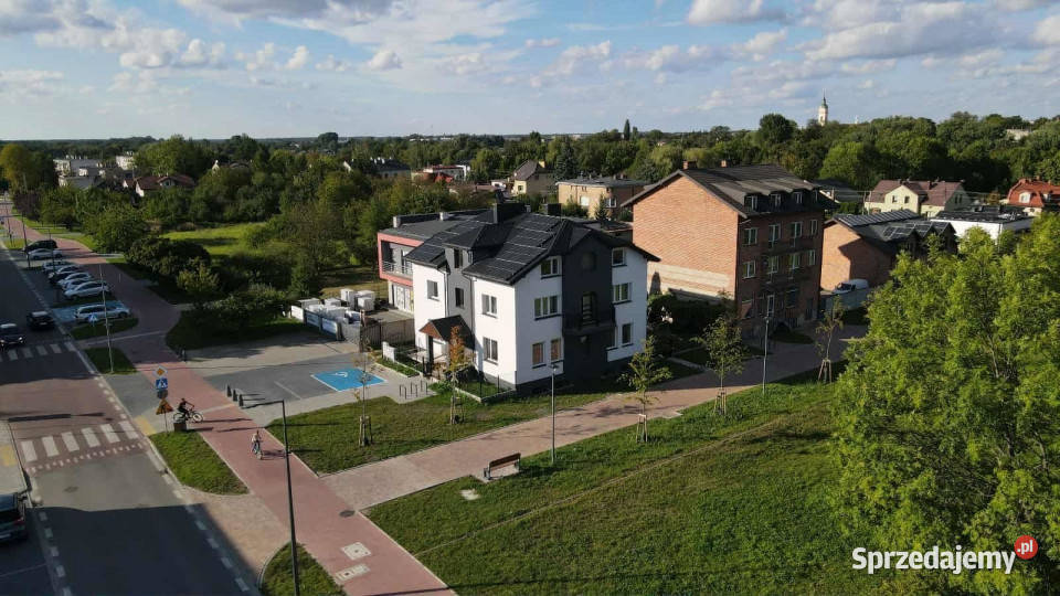 Dom wolnostojący 300m2 Zduńska Wola Sprzedaż