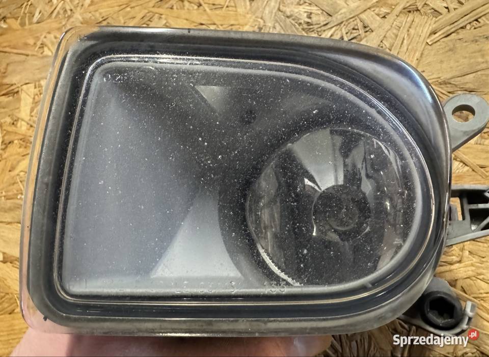 Halogen przód lewy lh volvo v50 0408 30698629 Lampy przeciwmgielne wielkopolskie Międzychód