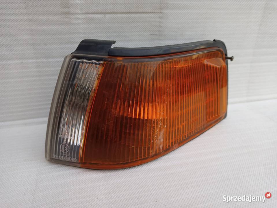 Mazda 323 BG kierunkowskaz kierunek migacz lewy Sieradz