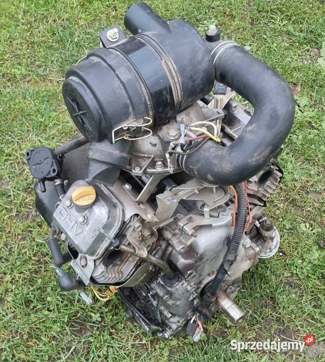 Silnik briggsstratton vtwin dwucylindrowy Kuźnia