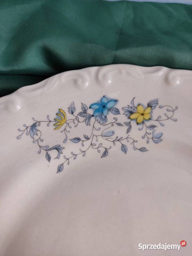 Talerz porcelanowy Tułowice kremowy z uchwytami sprzedam