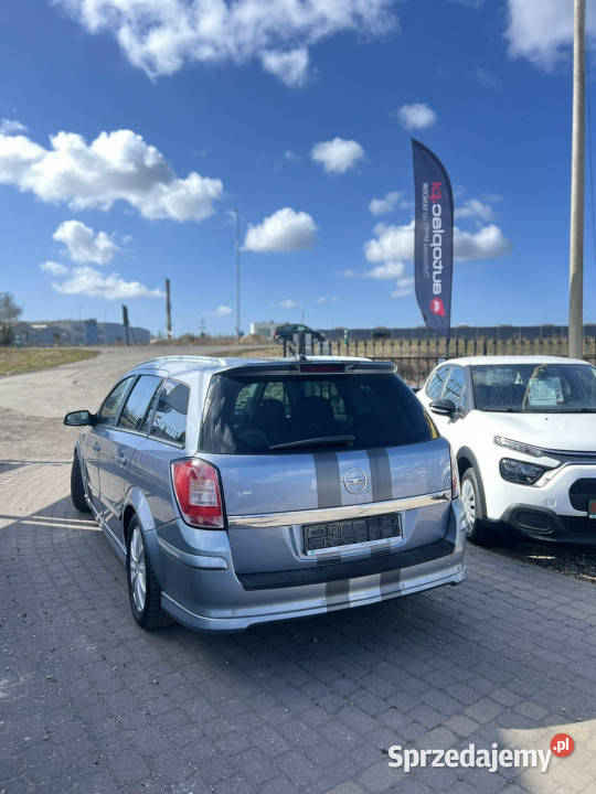 Opel Astra Astra Opc 2 komplety kluczy 2 manualna Słupsk
