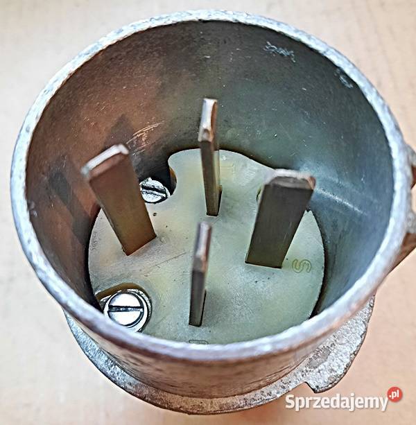 Wtyczka siłowa płaskie bolce 32 A 500 V IP44 z Ostrów Wielkopolski sprzedam