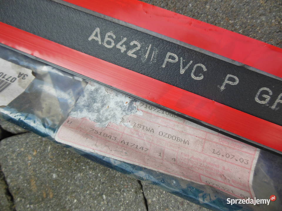 LISTWA DRZWI PUNTO I PRAWY PRZÓD 3D 710921080 Listwy i nakładki Kozy