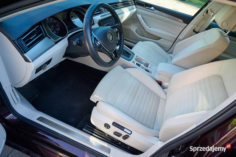 Volkswagen Passat B8 highline masaże asysy Passat mazowieckie Gostynin