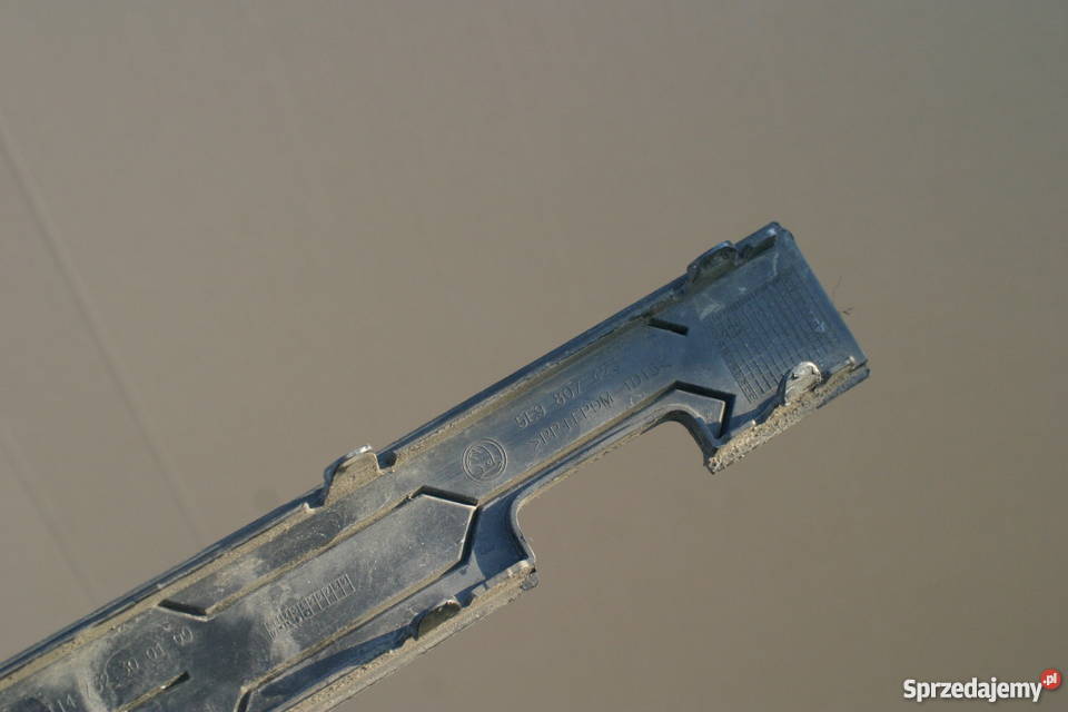 SKODA OCTAVIA III SCOUT LISTWA OZDOBNA ZDERZAKA Bieleń