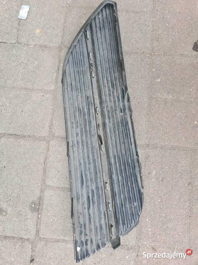 Zaslepka halogenu zderzaka Audi A3 8v 8V3807682 wielkopolskie Poznań