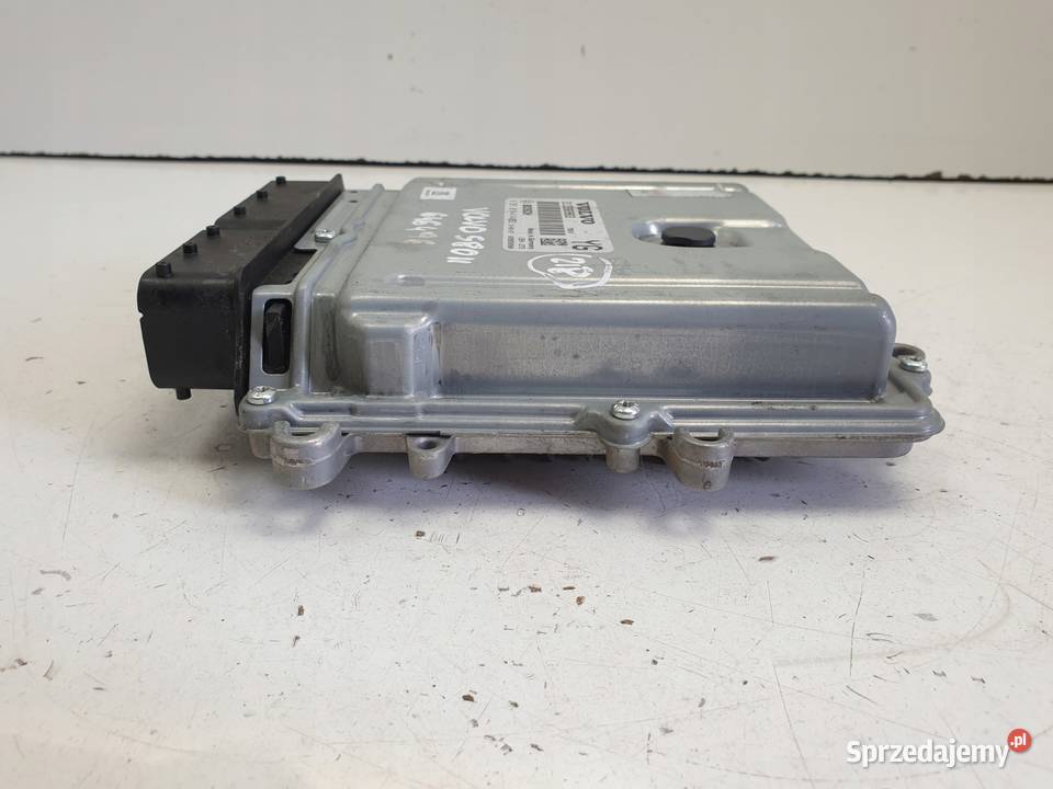 Volvo V70 III 20 D STEROWNIK SILNIKA komputer