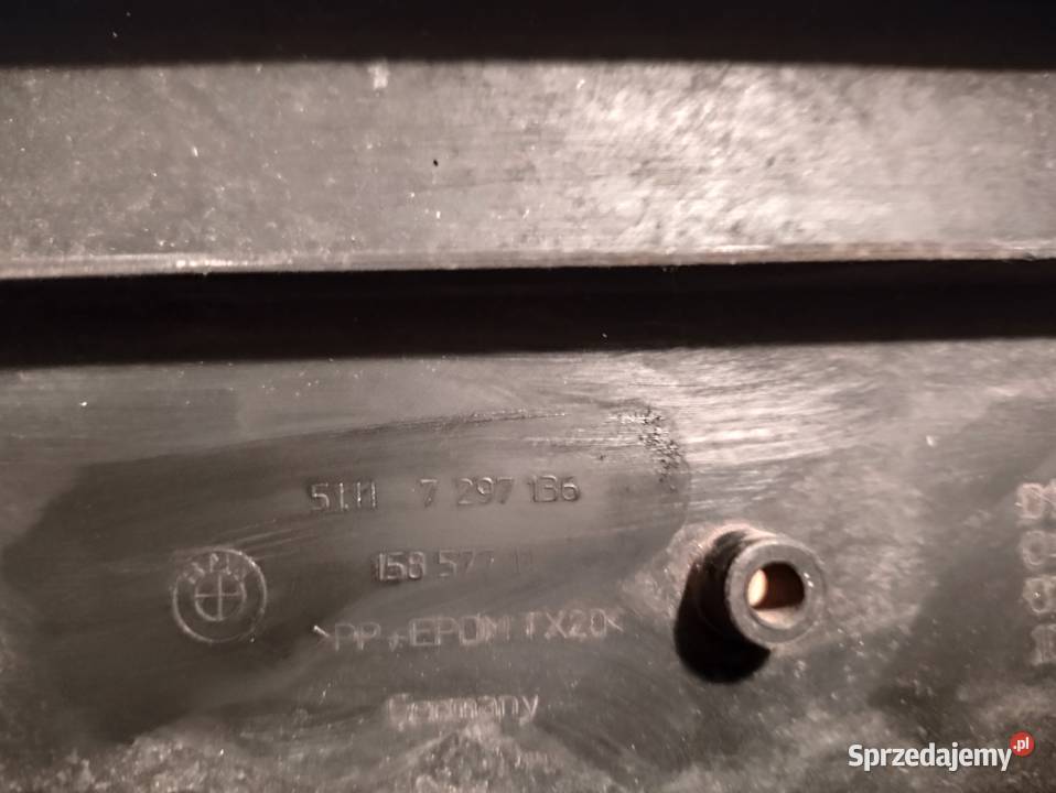 BMW f33 podkładka pod tablice rejestracyjna Zderzaki Motoryzacja mazowieckie Warszawa