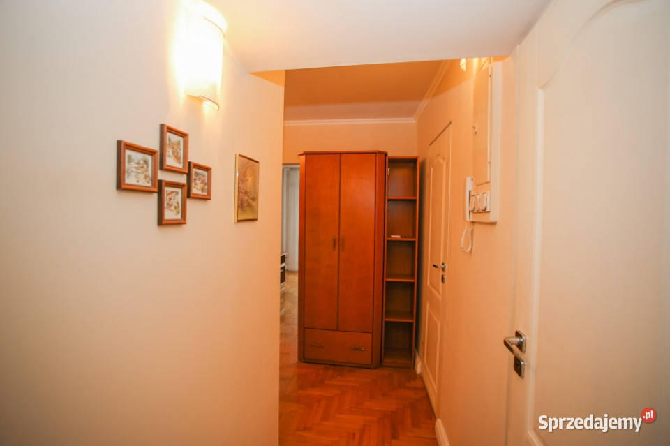 SPRZEDAM mieszkanie 3 pokoje 61m2 os Polskich Piętro 2