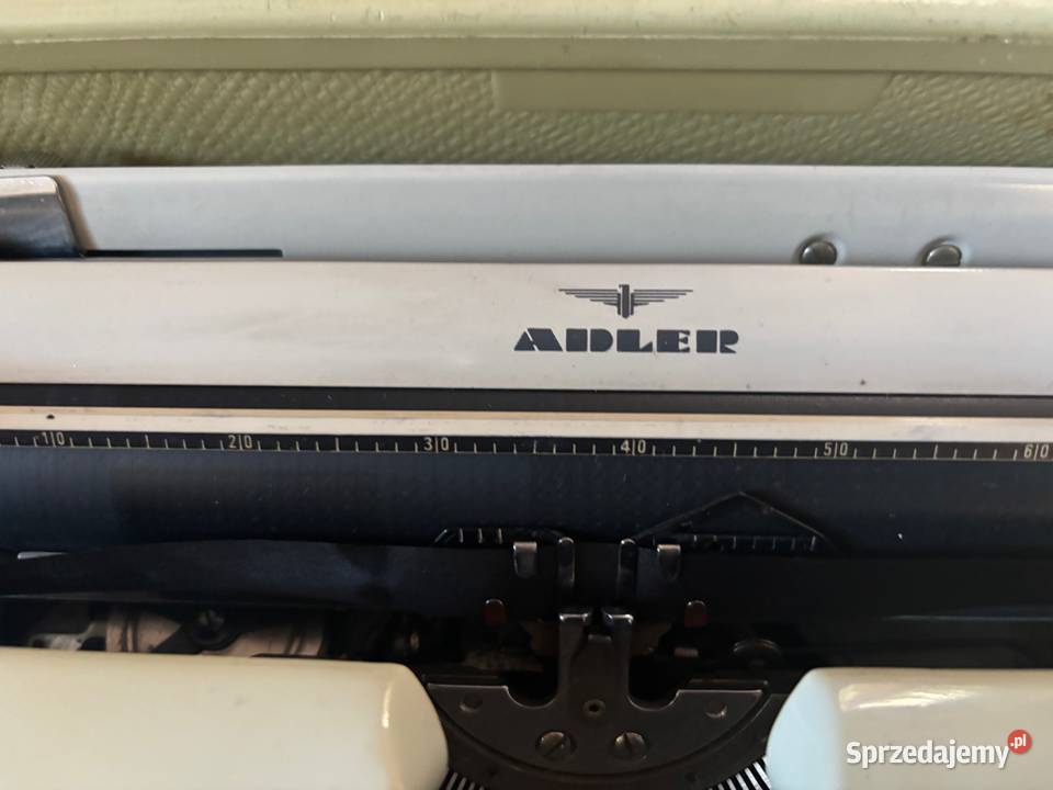 Syndyk sprzeda maszynę do pisania Adler Tippa Pozostałe Poznań