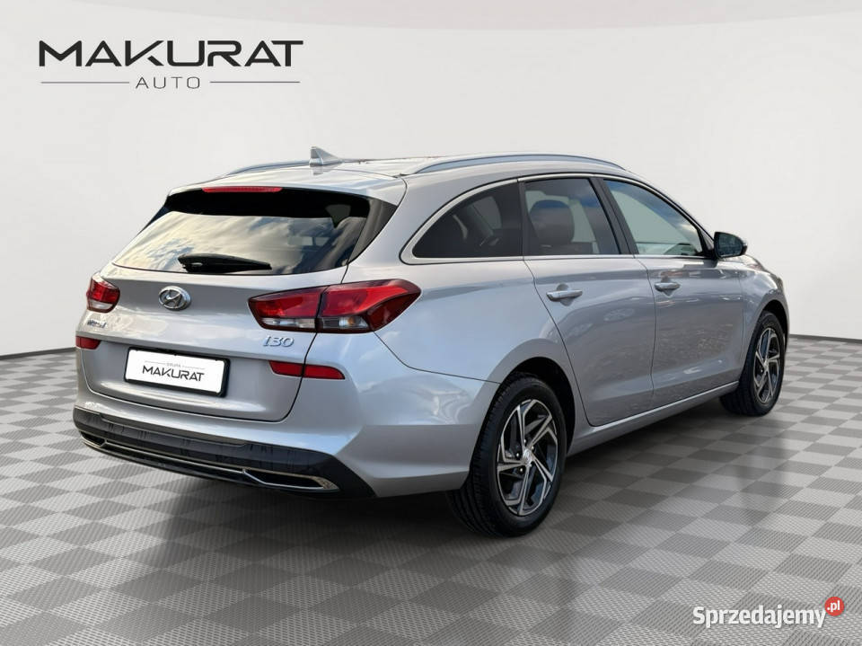 Hyundai i30 NO8019X16 D Comfort Kcofania 2 stref Pępowo