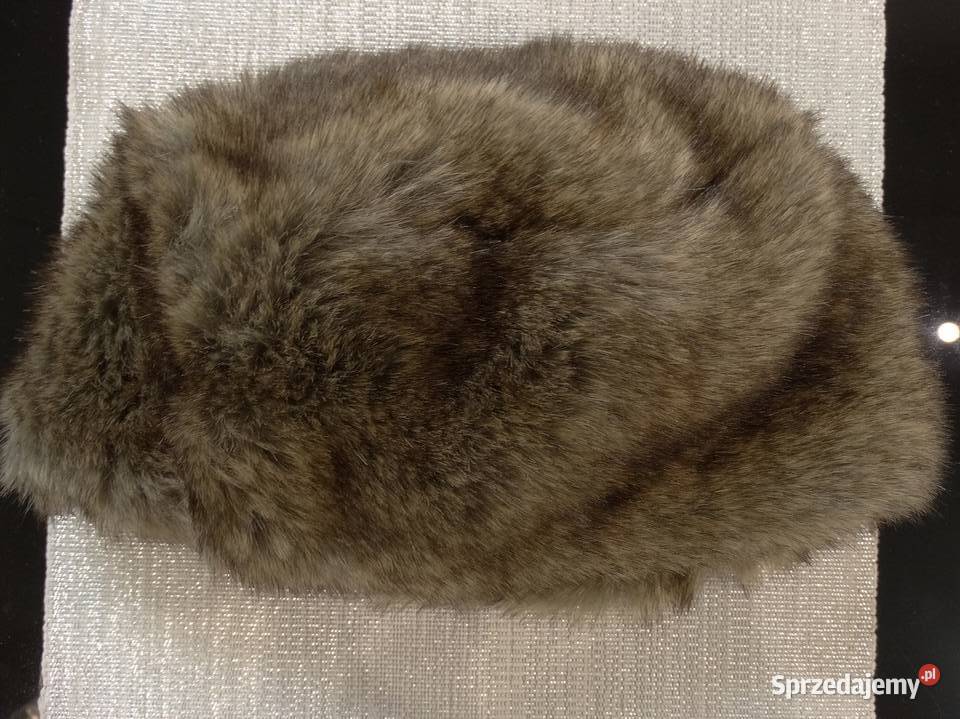 Czapka Futrzana Toczek Sztuczne Futro Beżowa