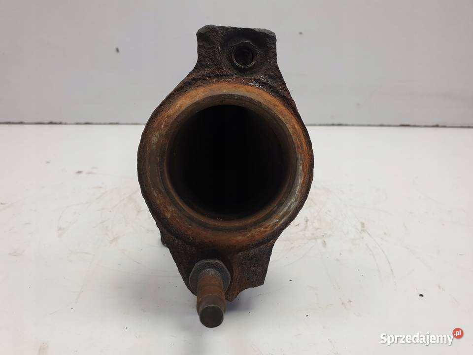 Ford Crown Victoria II 46 V8 KOLEKTOR WYDECHOWY Rudka