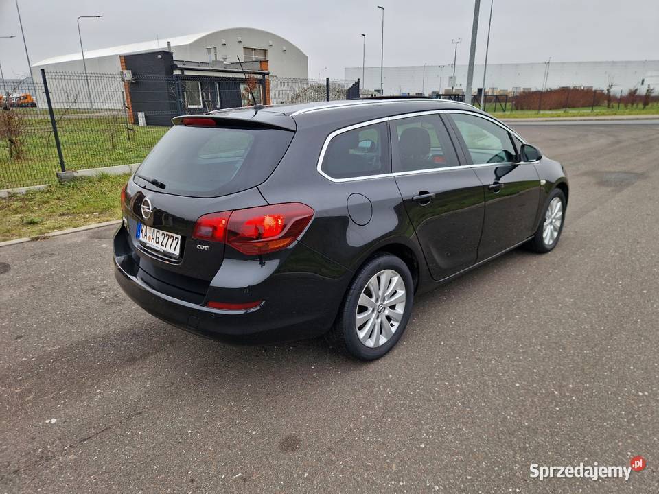 Opel Astra J 17 CDTI 2012r Jeden Właściciel Motoryzacja Nadma