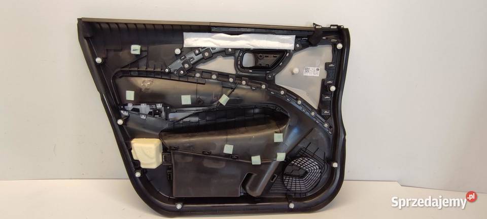SUZUKI SWIFT MK9 BOCZEK DRZWI PRAWY PRZÓD osobowe