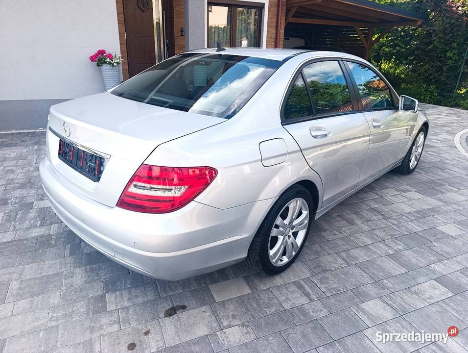 MercedesBenz w204 LIFT c180 benzyna 1 serwisowany w ASO Klasa C Dębica