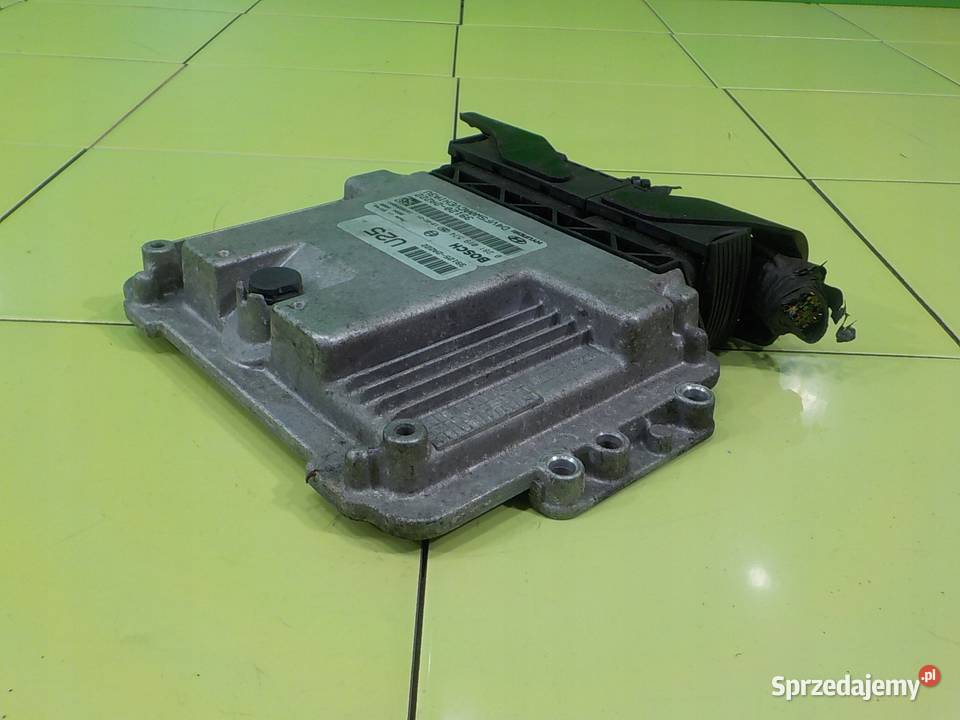 HYUNDAI i40 17 CRDI AUT 13r SEDAN 4D sterownik osobowe