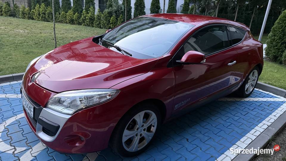 Renault Megane III Coupe 2009 Niski przebieg światła przeciwmgielne Konin