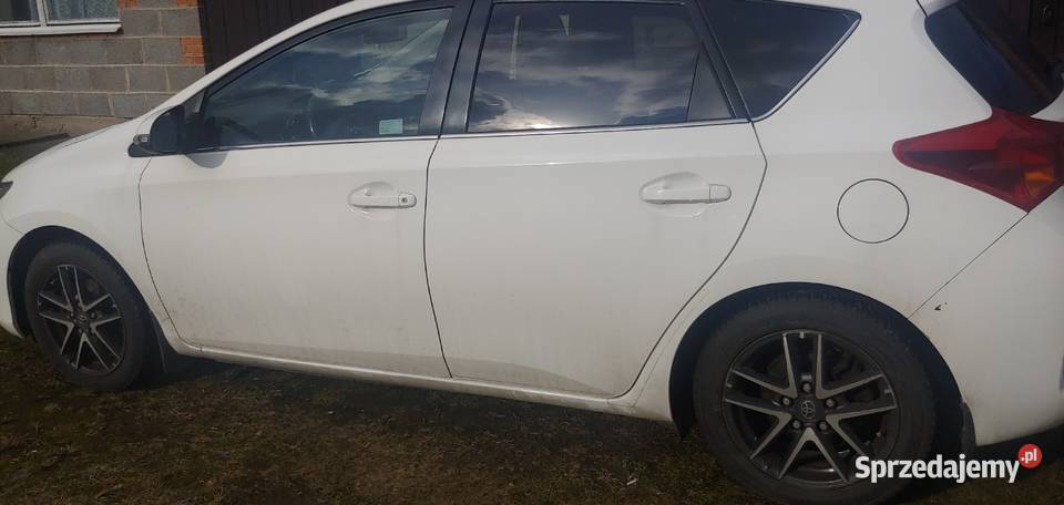 Toyota Auris 14 D4D Kajetany
