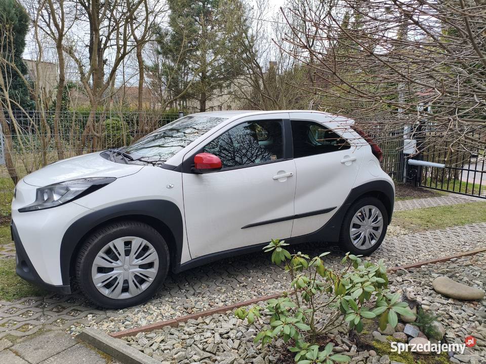 Toyota Aygo X 10 VVTi automat CVT 2025 I Katowice sprzedam