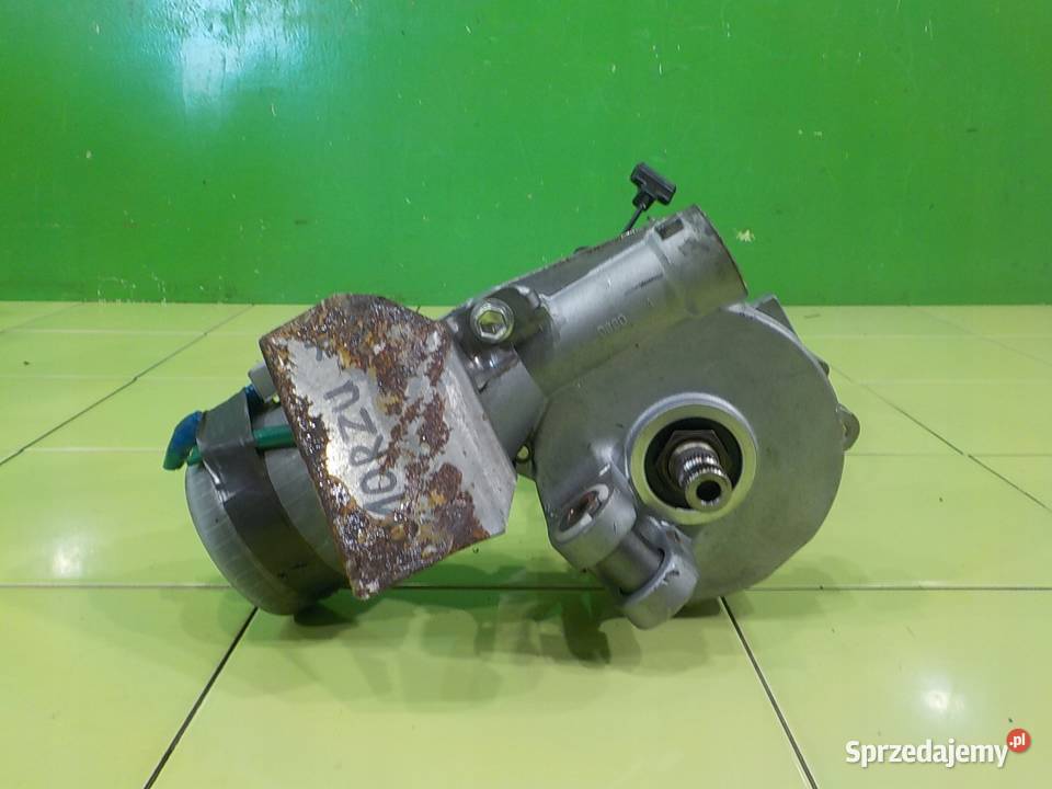 TOYOTA PRIUS III 18 VVTI 10r 5D pompa osobowe