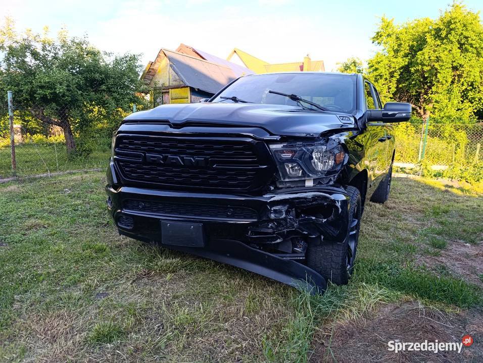 RAM1500 BIGHORN 2023r Auto w Polsce automatyczna Grajewo sprzedam