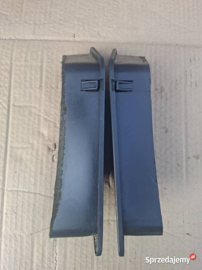 Boczne wloty powietrza kratki wlotu Fiat 126p