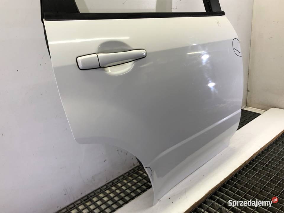 DRZWI PRAWY TYŁ MITSUBISHI OUTLANDER I SUV 0108 Drzwi