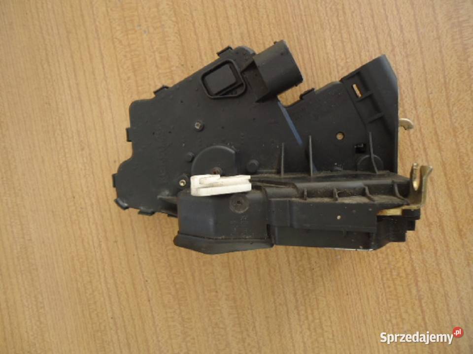 ZAMEK PRAWY PRZÓD 7011244 BMW E46 BTR244