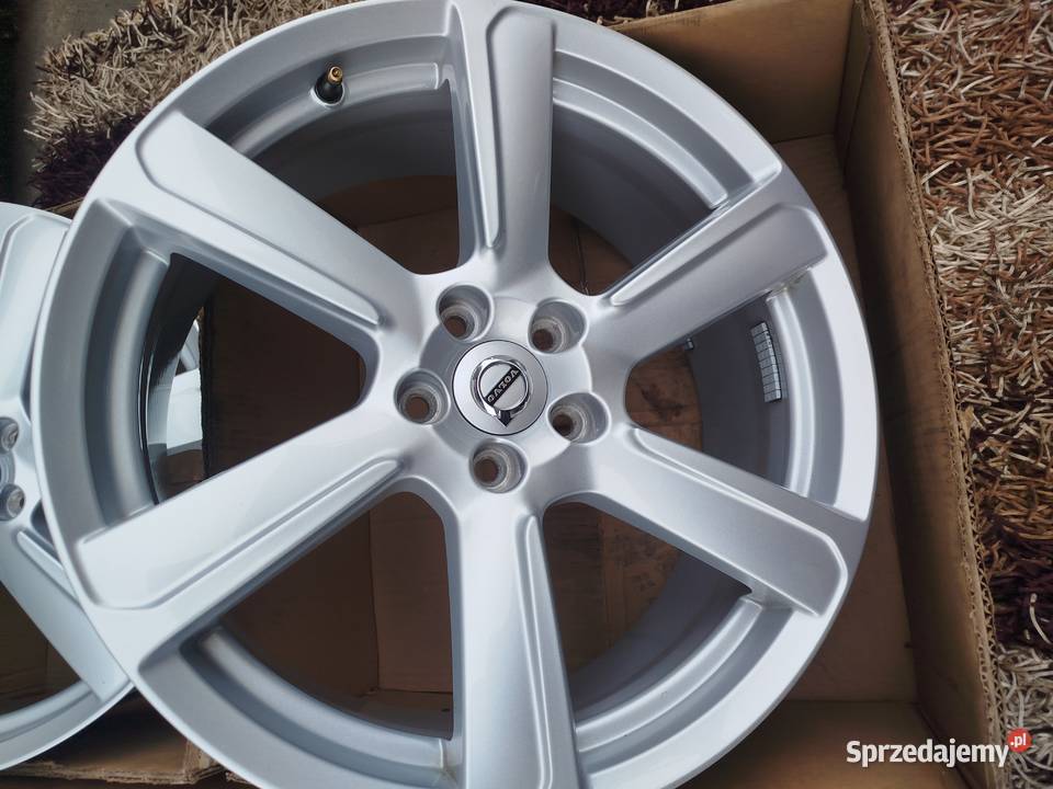 S394 Alufelgi 19 5x108 8J et 425 Ford Volvo aluminiowe Bąków