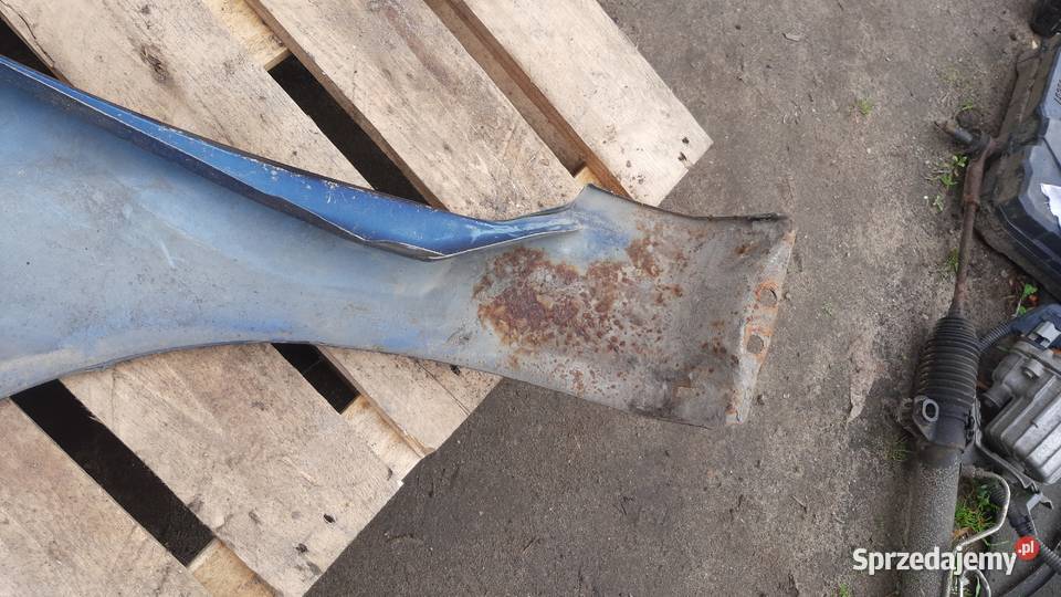 błotnik prawy lewy przód Ford Focus mk2 lak 23