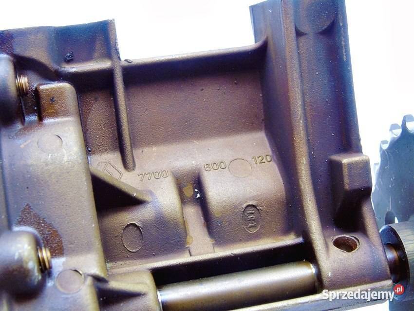 POMPA OLEJU 14 16 16V MEGANE CLIO SCENIC MODUS Sosnowiec sprzedam