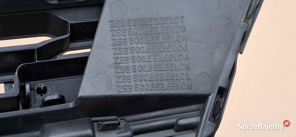 VW GOLF 7 VII GTI GRILL ATRAPA EMBLEMAT Bieleń