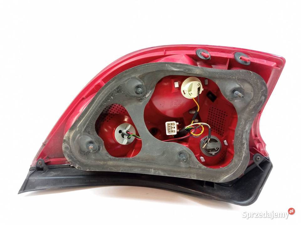 LAMPA TYŁ PRAWA 5D HB Kia Ceed I 20062012
