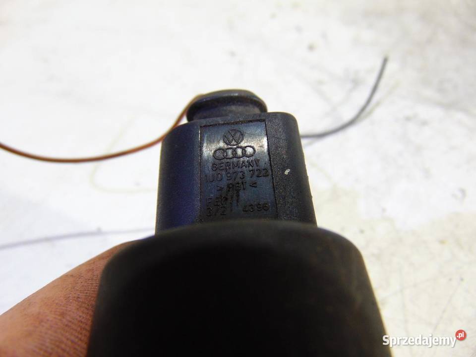 POMPKA SPRYSKIWACZY AUDI A8 D3 1J0973722