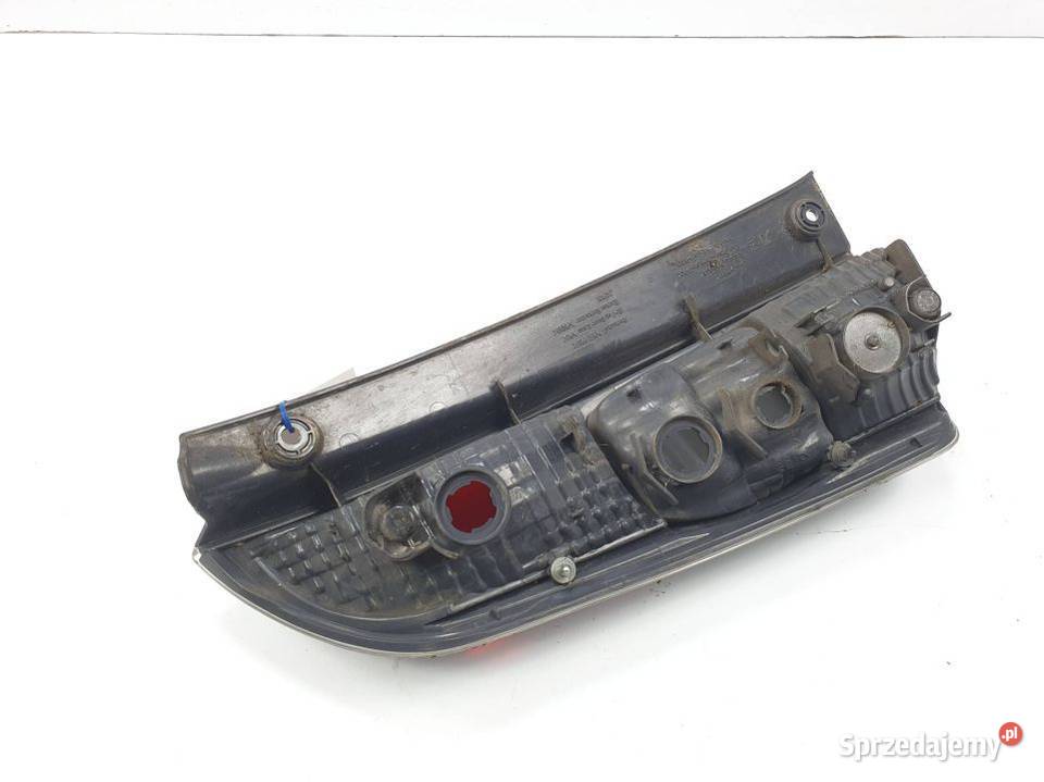 LAMPA PRAWA TYŁ DAIHATSU SIRION Lipno